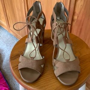 Circus Sam Edelman lace up zip back heels size 10 suede